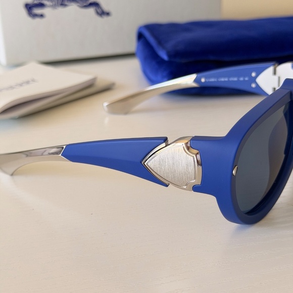 Burberry Blue Unisex Sunglasses, BE4433-U 4139/80, Aviator, Authentic main image 7